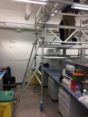SRS au dessus : Bureaux